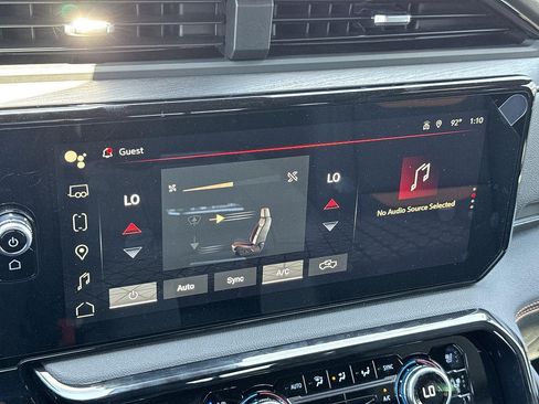New 2026 GMC Sierra 2500 AT4 w/ AT4 Premium Plus Package AWD/4WD image 12