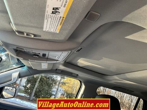 Used 2019 Chevrolet Tahoe LT w/ Z71 Midnight Edition image 18