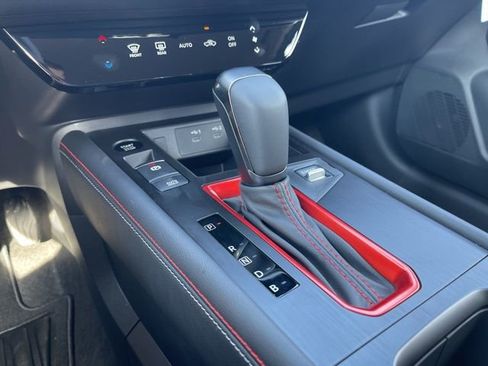 New 2025 Nissan Kicks SR image 26