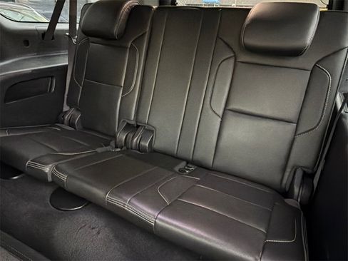 Used 2020 GMC Yukon XL Denali w/ Open Road Package image 21