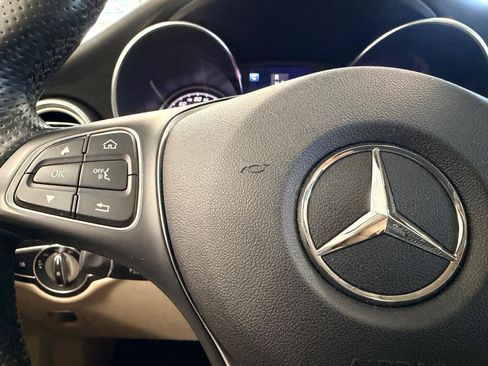 Used 2019 Mercedes-Benz GLC 300 4MATIC image 49