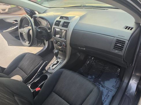 Used 2012 Toyota Corolla S FWD image 26