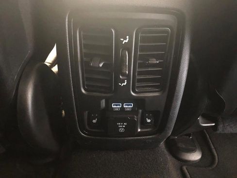 Used 2024 Dodge Durango GT AWD/4WD image 14