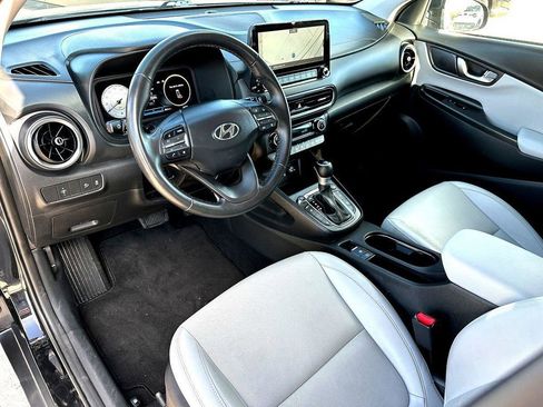 Used 2023 Hyundai Kona Limited w/ Cargo Package FWD image 15
