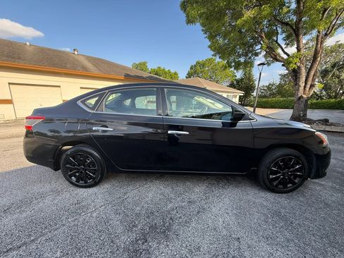 Used 2014 Nissan Sentra S FWD image 5