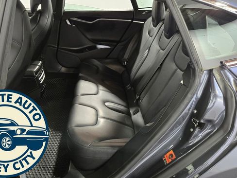 Used 2017 Tesla Model S 75D image 21