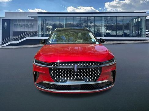 New 2026 Lincoln Nautilus Reserve AWD/4WD image 2