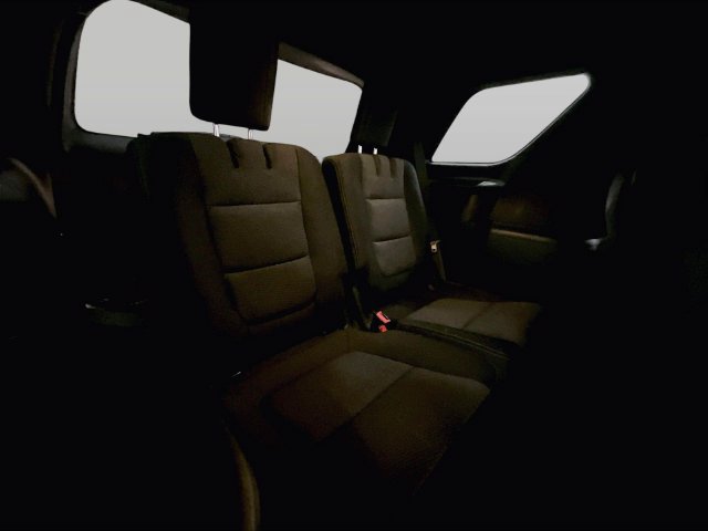 Used 2017 Ford Explorer XLT FWD image 28