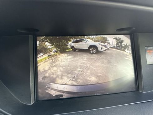 Used 2017 Lexus ES 350 w/ Accessory Package FWD image 17
