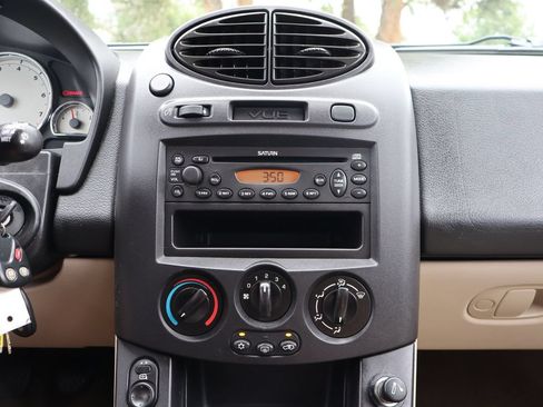Used 2005 Saturn Vue 2WD w/ Sport Plus II Pkg image 33