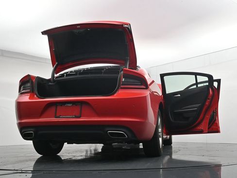 Used 2022 Dodge Charger SXT RWD image 30