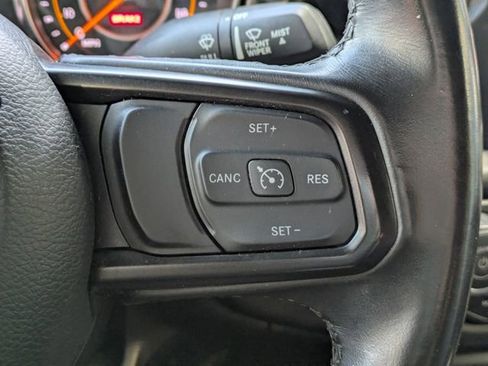 Used 2022 Jeep Wrangler Unlimited Sport image 29