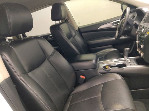 Used 2017 Nissan Pathfinder SL FWD image 21