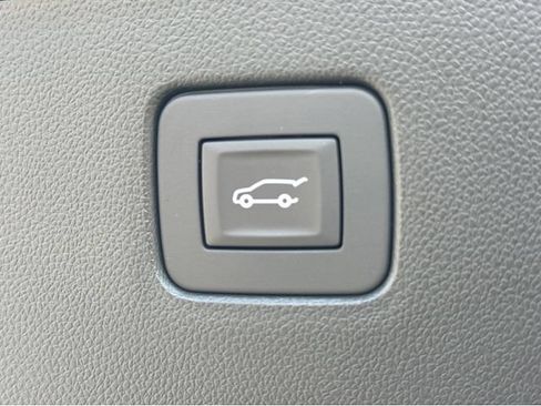 New 2026 Buick Envista Sport Touring w/ Convenience I Package FWD image 32