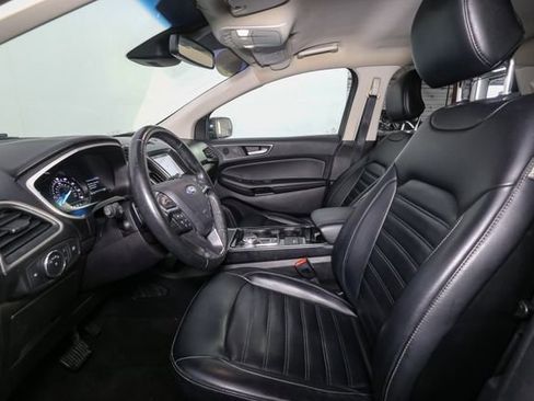 Used 2019 Ford Edge SEL w/ Equipment Group 201A AWD/4WD image 37