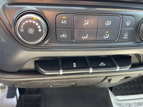 Used 2019 Chevrolet Silverado 2500 W/T image 13