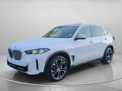 Used 2025 BMW X5 sDrive40i w/ Premium Package RWD image 10