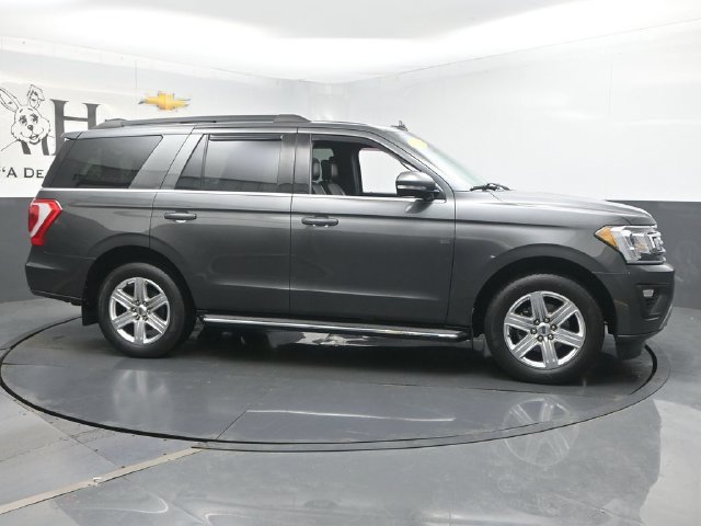 Used 2020 Ford Expedition XLT w/ Equipment Group 202A AWD/4WD image 1