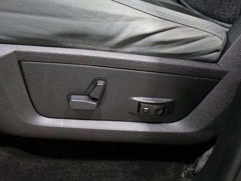 Used 2017 RAM 1500 Big Horn image 12