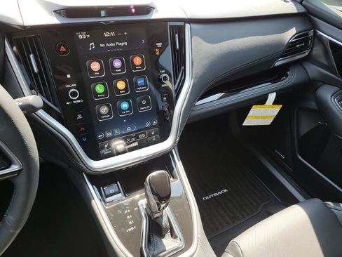 New 2025 Subaru Outback Limited image 9