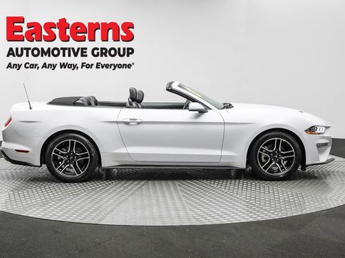 Used 2023 Ford Mustang Premium image 4