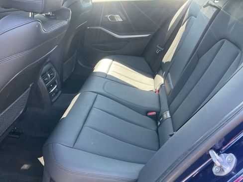 Used 2020 BMW 330i xDrive Sedan w/ Convenience Package AWD/4WD image 18