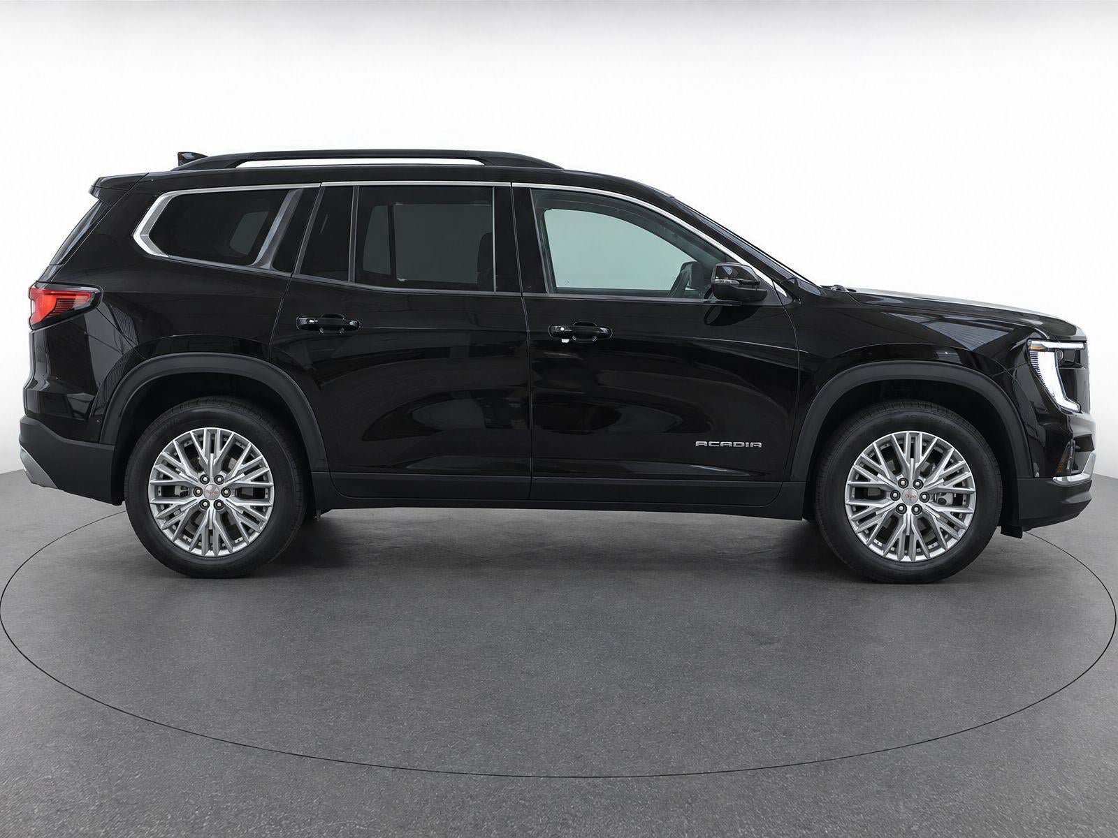 Used 2026 GMC Acadia Elevation w/ Elevation Premium Package FWD image 4