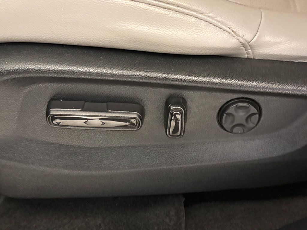 Used 2020 Honda CR-V EX-L image 23
