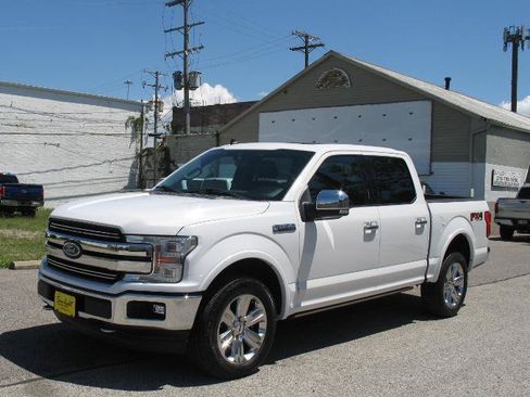 Used 2019 Ford F150 Lariat w/ Equipment Group 502A Luxury AWD/4WD image 3