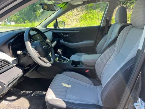 Used 2022 Subaru Outback Premium AWD/4WD image 10