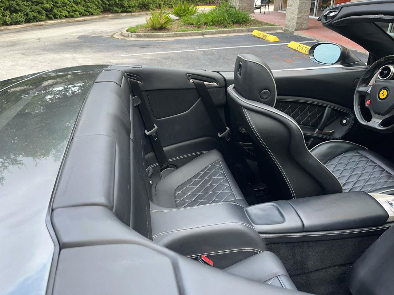 Used 2011 Ferrari California RWD image 44