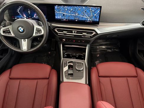 Used 2023 BMW 330i Sedan w/ M Sport Package RWD image 3