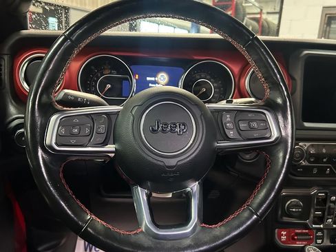 Used 2023 Jeep Wrangler Unlimited Rubicon w/ LED Lighting Group AWD/4WD image 16