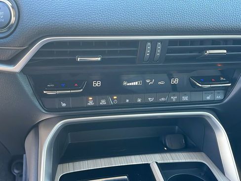 Used 2025 MAZDA CX-70 3.3 Turbo w/ Premium Package image 21