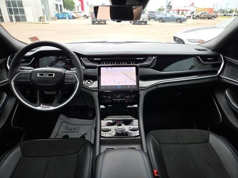 Used 2024 Jeep Grand Cherokee Trailhawk w/ Luxury Tech Group III image 42