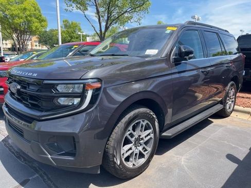 Used 2025 Ford Expedition Active AWD/4WD image 1