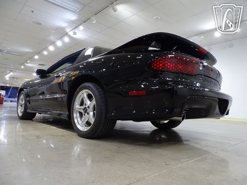 Used 1999 Pontiac Firebird Formula image 10