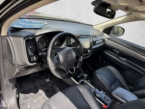 Used 2020 Mitsubishi Outlander SEL AWD/4WD image 11