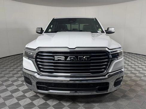 Used 2025 RAM 1500 Laramie AWD/4WD image 5