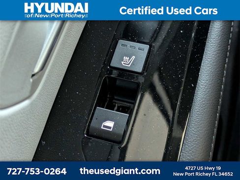 Used 2025 Hyundai Tucson Limited image 16