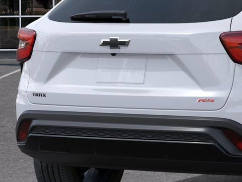 New 2026 Chevrolet Trax RS w/ Sunroof Package FWD image 14
