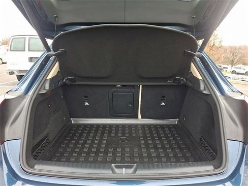 Used 2020 Mercedes-Benz GLA 250 4MATIC image 30
