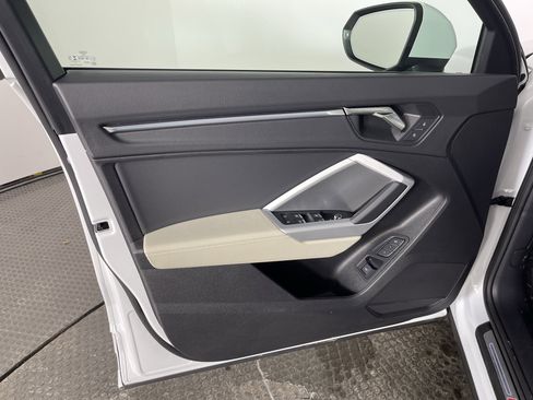 Used 2022 Audi Q3 2.0T Premium Plus image 10