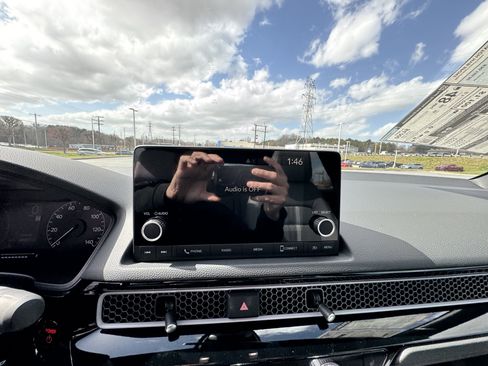 New 2025 Honda Civic Sport image 18