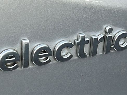 Used 2019 Hyundai Ioniq Hatchback 4D image 14