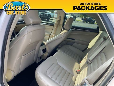 Used 2019 Ford Fusion SEL FWD image 19