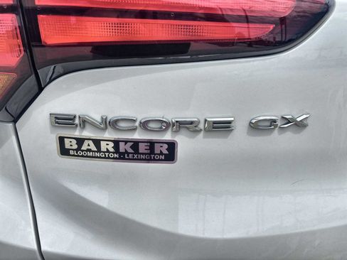 Used 2022 Buick Encore GX Preferred w/ Sport Touring Package FWD image 30