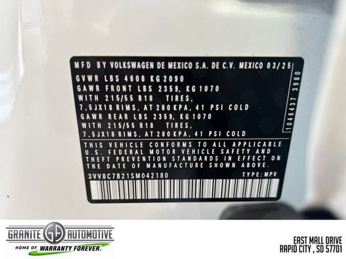 Used 2025 Volkswagen Taos S AWD/4WD image 30