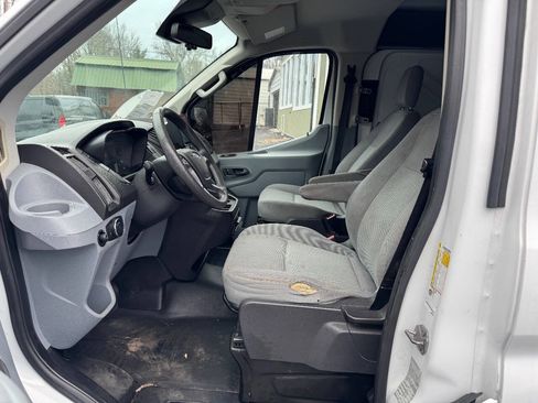 Used 2018 Ford Transit 250 148 Low Roof image 12