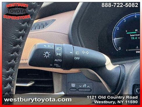 Used 2024 Toyota Grand Highlander AWD image 26